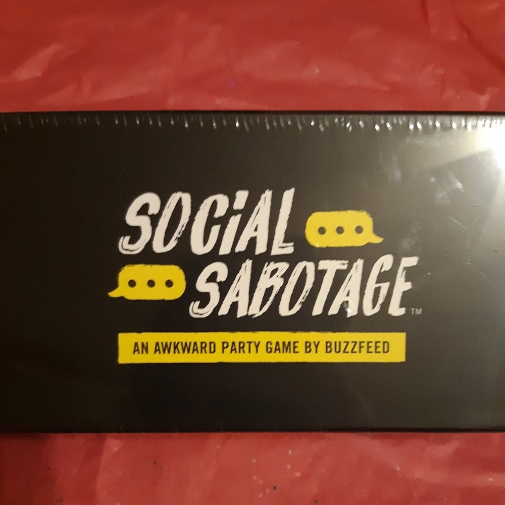 Social Sabotage buzzfeed party card game